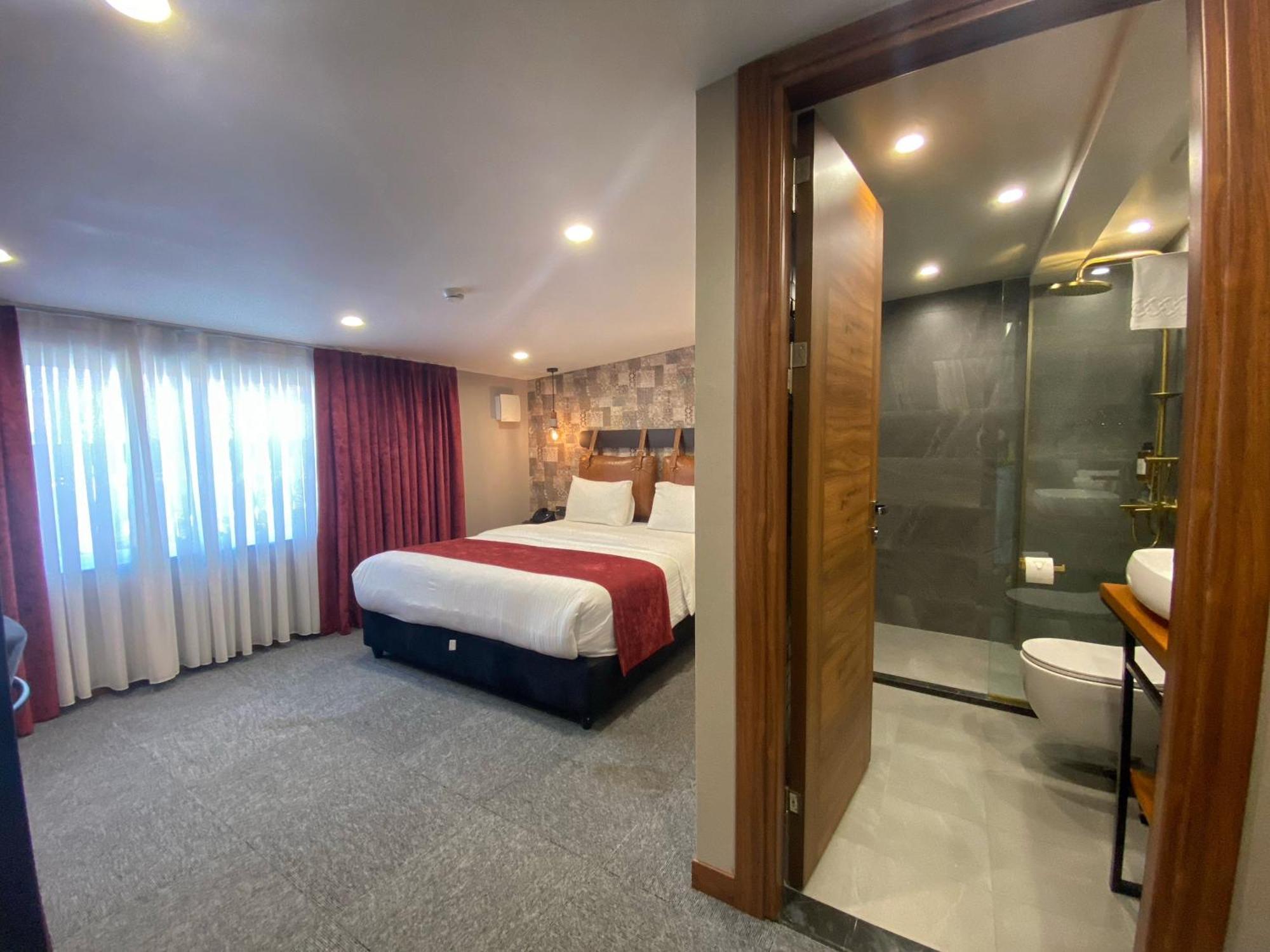 Boutique Hotel Alegria Tbilisi Esterno foto