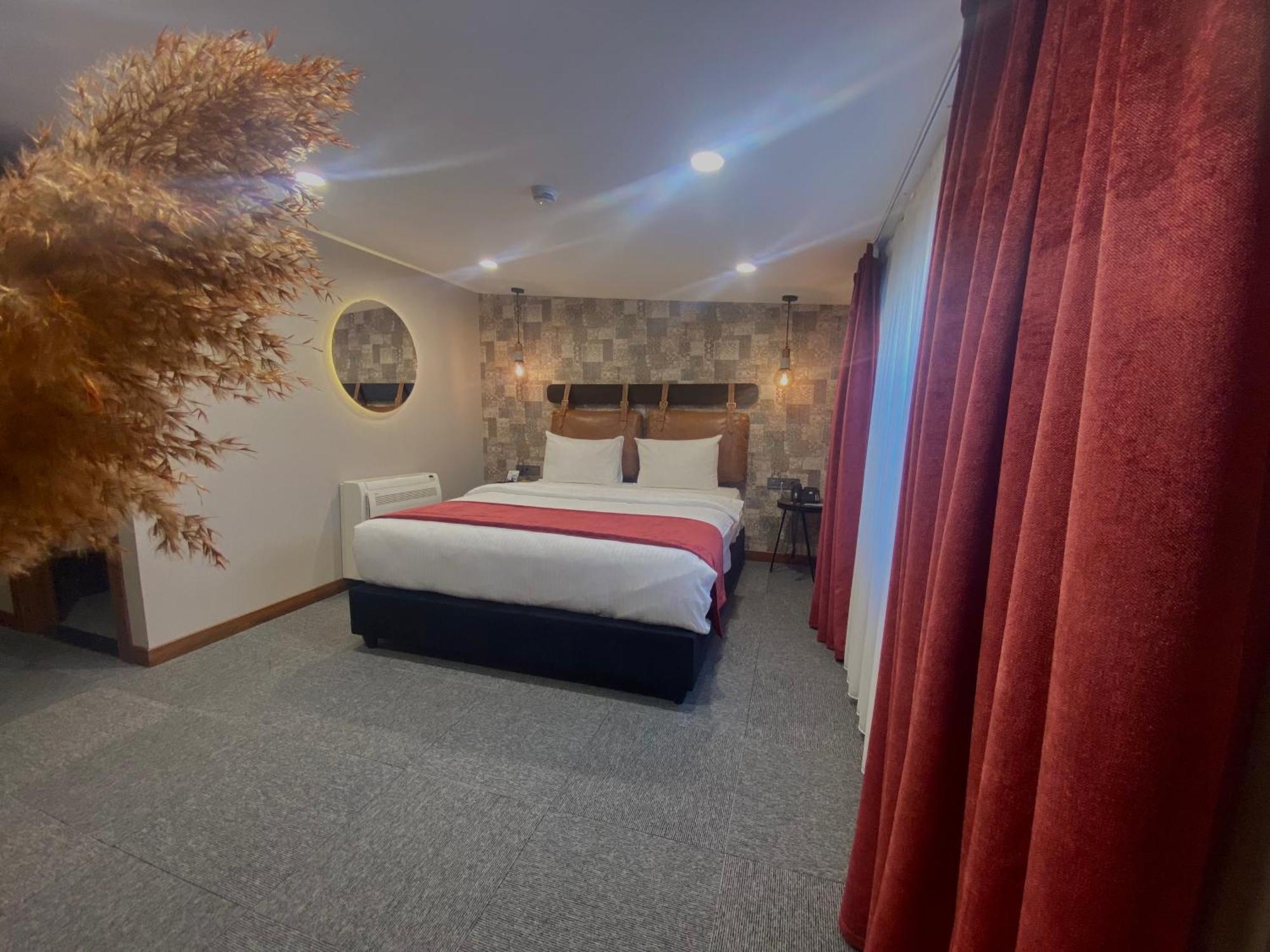 Boutique Hotel Alegria Tbilisi Esterno foto